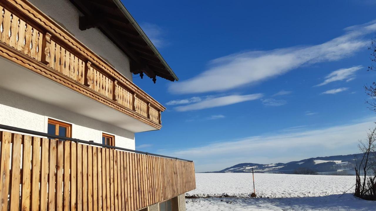 Gaesthaus "Seeblick" Seekirchen am Wallersee Luaran gambar